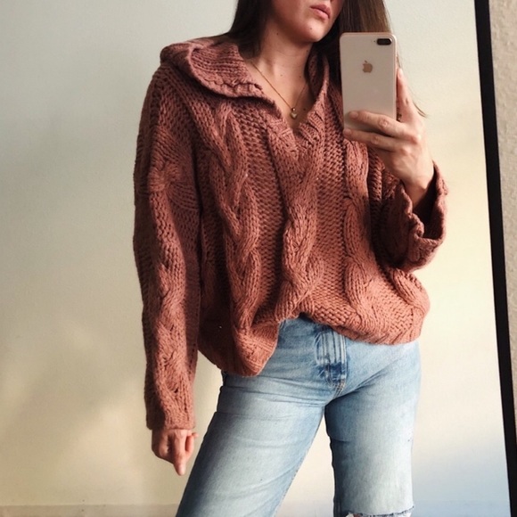 Season's labels Sweaters - Last L — CABLE KNIT HOODED SWEATER